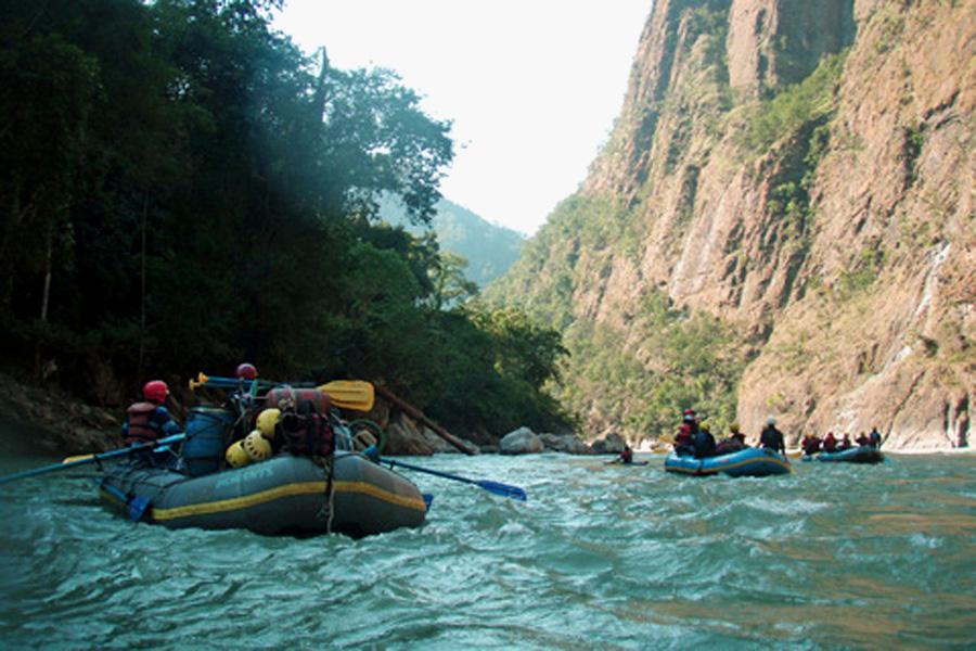 Rafting the Karnali Corridor…Aqua thrills of an exceptional kind…