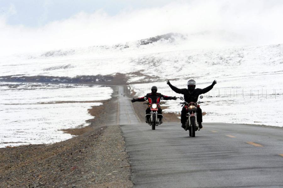 Central Tibet Motorcycle tour