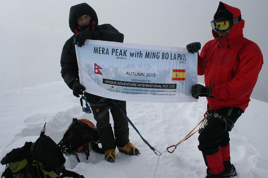 Mera Peak climb with the Mingbo La Pass