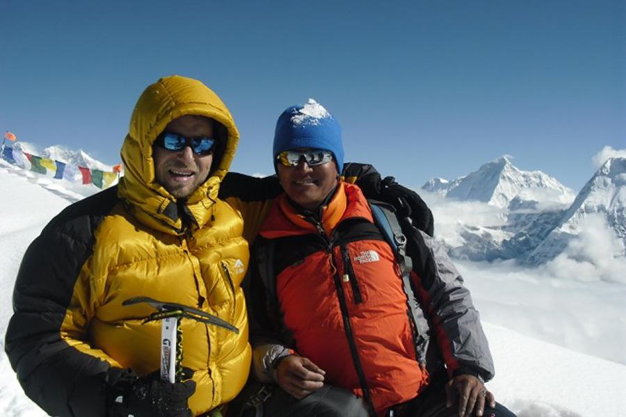 Mera Peak Climbing (6470m)