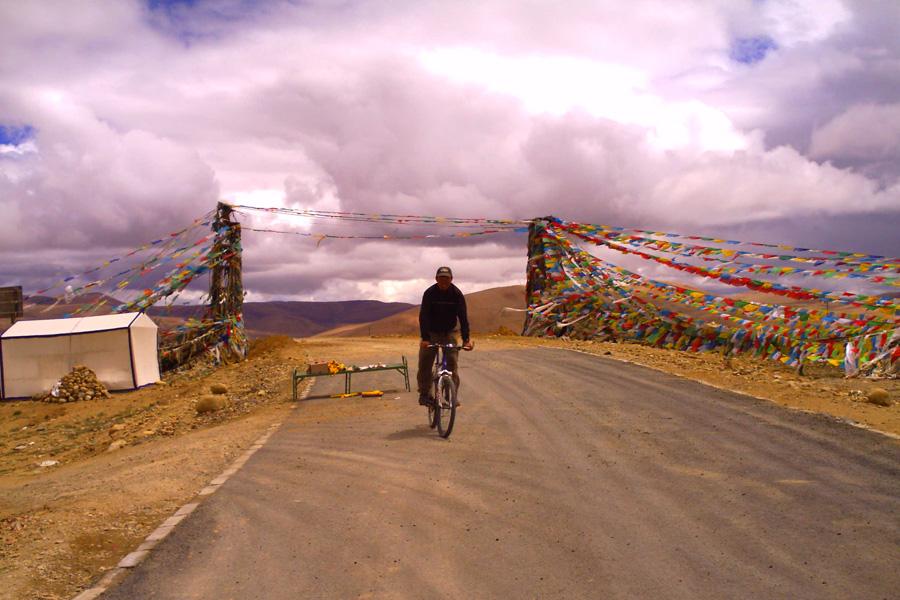 Mt. Kailash Mountain Biking Tour