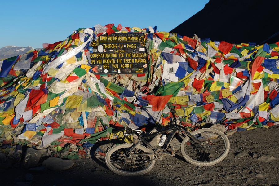 Round Annapurna Mountain Biking