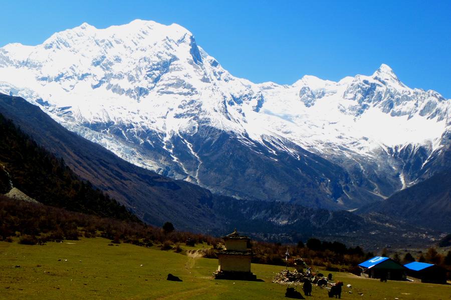 View of the Manaslu Ranges near from Sama Gaon