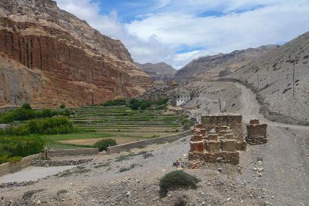 Mustang Trek (with miniature mountain valley)